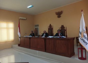 Diduga Ada Indikasi Tidak Sesuai RAB di SMA Sekampung,  Majas Kawal Sidang Dinas Pendidikan Provinsi di Komisi Informasi